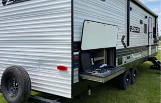 2022 CrossRoads RV Zinger ZR298BH