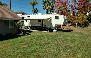 FAMILY Coach 2007 Keystone Fuzion 362
