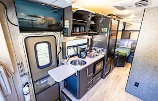 Compact, Luxurious, and Fully Stocked Motorhome!