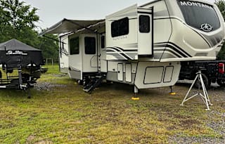 2022 Keystone RV Montana 3761FL