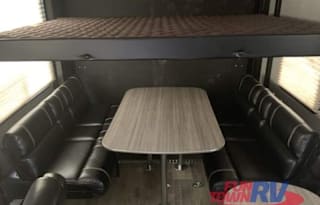 2018 Dutchmen RV Endurance 3006