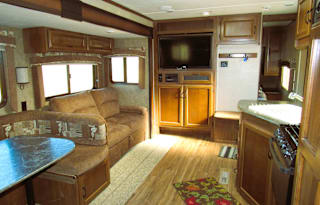 Room for the whole family - We deliver!