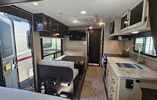 2020 Jayco for 5/6 people for rent in New England