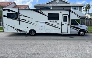 Jayco Redhawk 31F W/Bunks