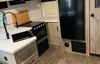 2022 Forest River RV Cherokee Alpha Wolf 26RK-L