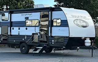 2024 FR Wolf Pup 17JW (3065) Winter Haven
