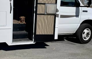 Dog-lovers Adventure on Wheels - Utah