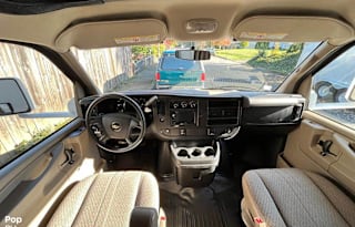 2015 Coachmen RV Leprechaun 260DS Chevy 4500