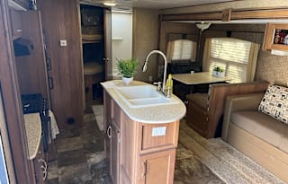 2015 Coachmen RV Apex Ultra-Lite 276BHSS
