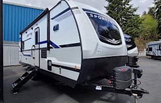 2021 Venture RV SportTrek 251VRK