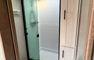 Arcadia 370 RL - Luxurious Camping