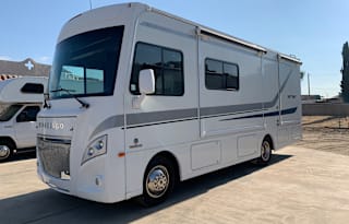 2018 Winnebago Intent 26M