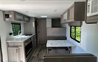 2024 Dutchmen RV Coleman Lantern LT Series 17B