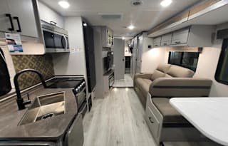 2025 Coachmen RV Entourage 340BH