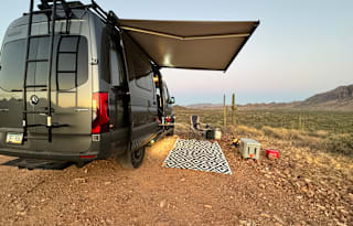 2024 Winnebago Revel 4x4 Diesel OFF RD6