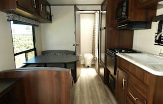 Rental 2019 Jayco 23 foot travel trailer for rent