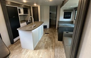 2021 30 foot Keystone RV Hideout AVAILABLE NOW