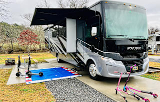 Brand New, 2022 Tiffin, Open Road Allegro 34 PA