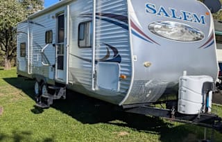 2013 Camper – Perfect for Family Adventures!