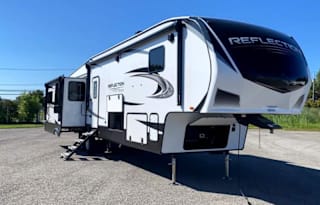 #31-'22 Grand Design Midbunk/Rear living 5th Wheel