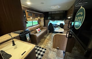 Class C RV In The RVA