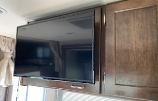 2020 Winnebago Porto 25