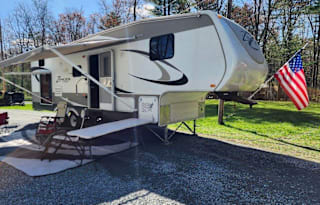 NY-NJ-PA Delivery: XL Family Budget 5th Wheel!
