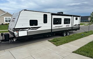 Elevate Your Adventure with the 23' Dutchmen 337BH