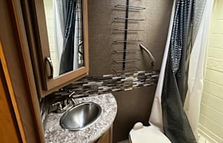 2018 Thor Motor Coach