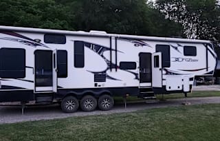 2012 Keystone RV Fuzion 360