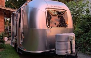 GUNNAR - 2008 Airstream Safari Sport M-17