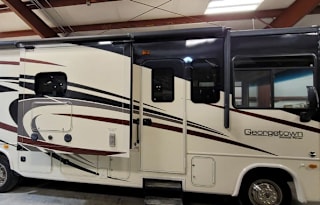 2016 Georgetown 328TS