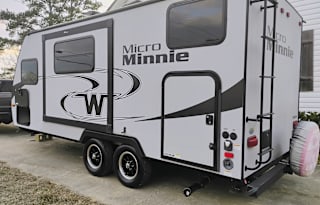 Winnebago Micro Minnie Bunkhouse fully stocked
