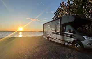 "The Family Memory Maker" 2022 Forest River RV Sunseeker MBS 2400B
