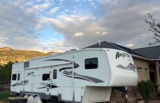 2005 Keystone RV Raptor 3612DS
