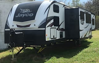 2017 Jayco White hawk Davenport’s Kram-A-Lot Inn