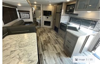 2023 Dutchmen RV Coleman Light 2755BH