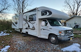 Appalachian Express: 2011 Jayco Greyhawk 31FS