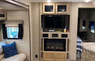 "D and R's Home Away From Home RV Rental"