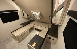 ***RARE*** 2022 Coachmen RV Apex Ultra-Lite 256BHS