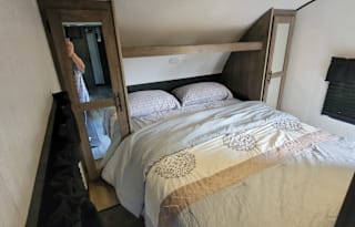 Spacious 2022 Heartland Pioneer DS 320