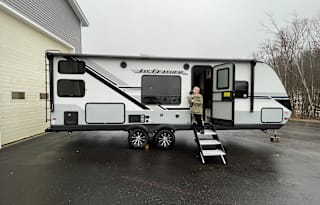 2024 Jayco Jay Feather 22BH Private Bed/Twin Bunk