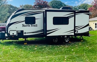 Stix & Stones RV Adventure **Couples Glamping**