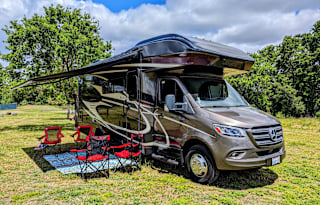 Luxury Mercedes Sprinter Jayco Melbourne Prestige