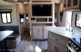 2020 Coachmen RV Freedom Express Ultra Lite 257BHS