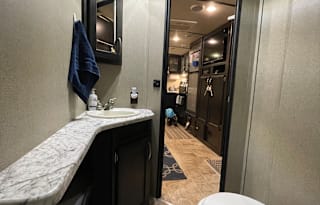 Wine Country Bunkhouse