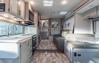 2023 Thor Motor Coach Quantum LC LC25 Ford