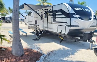1 Night Free 2022 Heartland Mallard 26 w/ King Bed