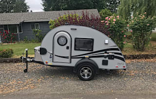 2021 nuCamp RV TAG 5-Wide teardrop