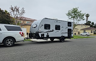 Family Luxury Travel Trailer